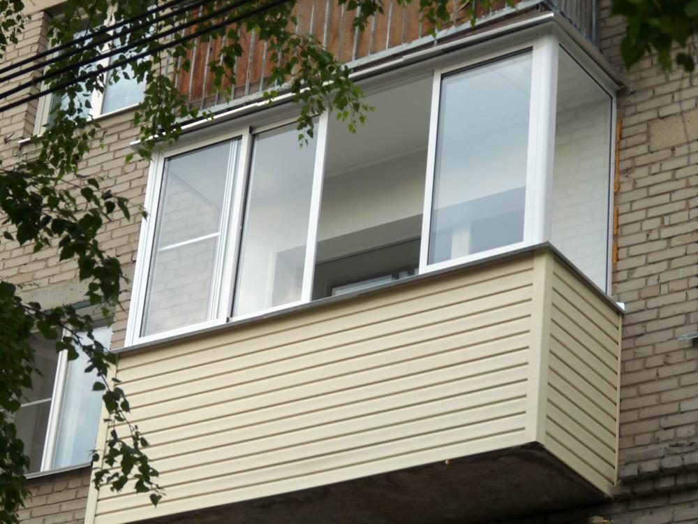 Остекление балконов: что важно учитывать?